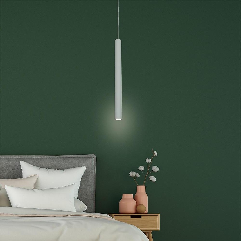 Aureon slim rod pendant light in black finish, close-up of cylindrical aluminum body